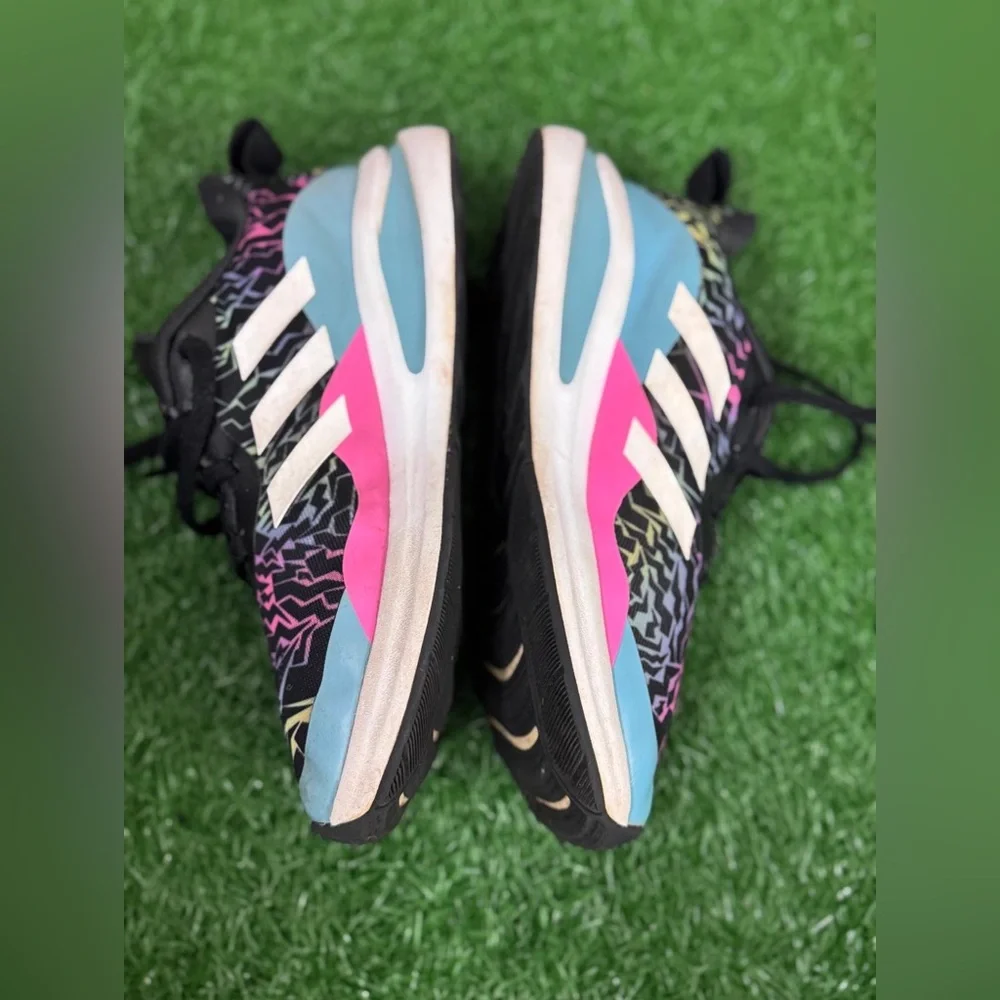 Adidas Women’s Black‎ and Multicolor Sneakers Size 3.5